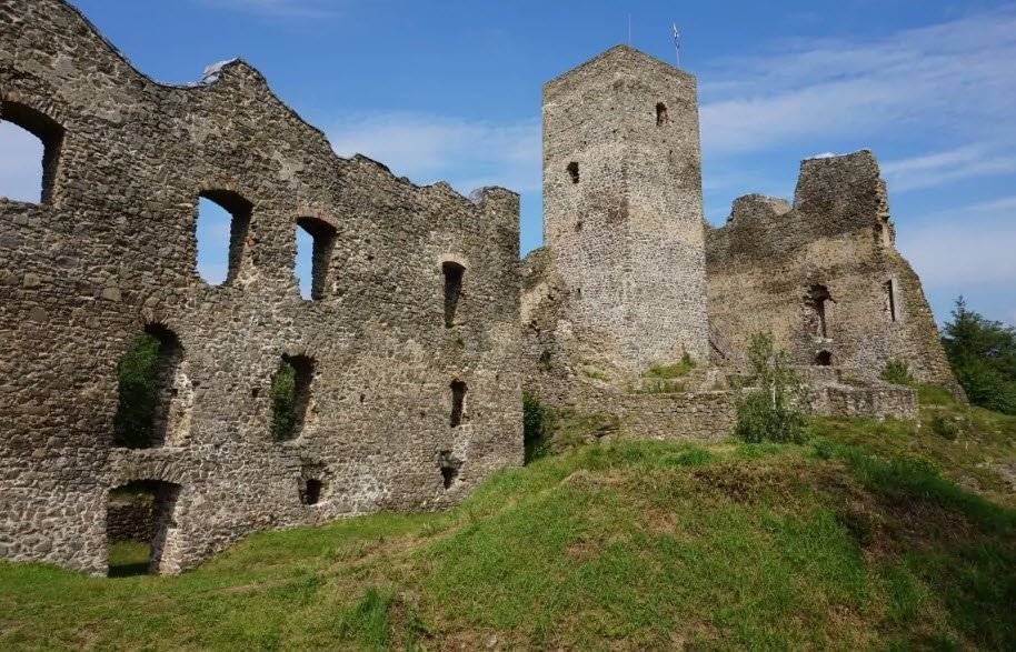 Zřícenina Říčanského Hradu, Říčany, Czechia, Czech Republic (Czechia)